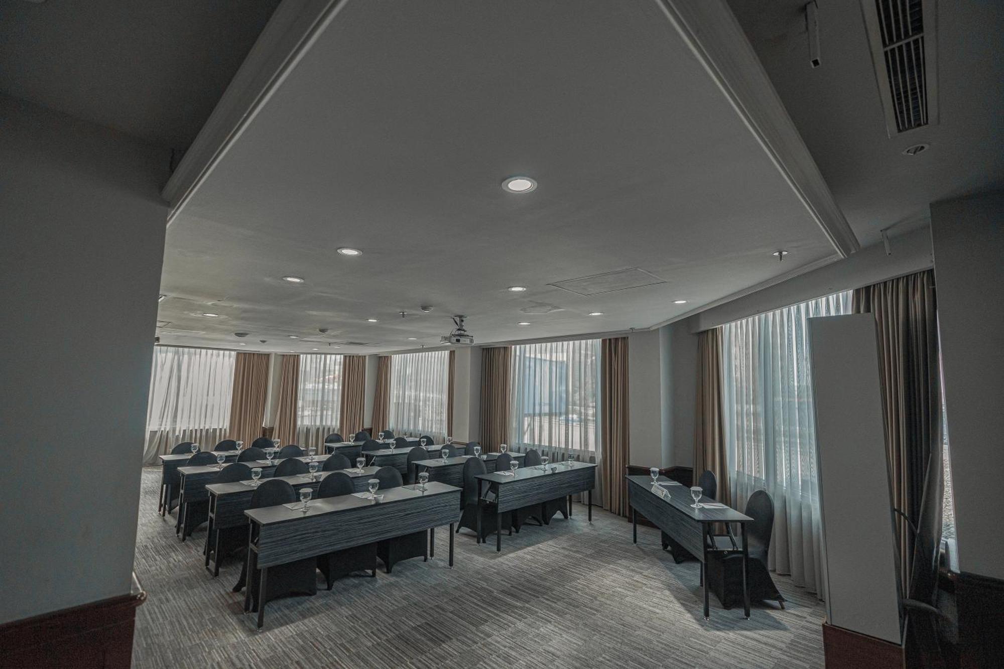 Kimaya Slipi By Harris 4* Jakarta
